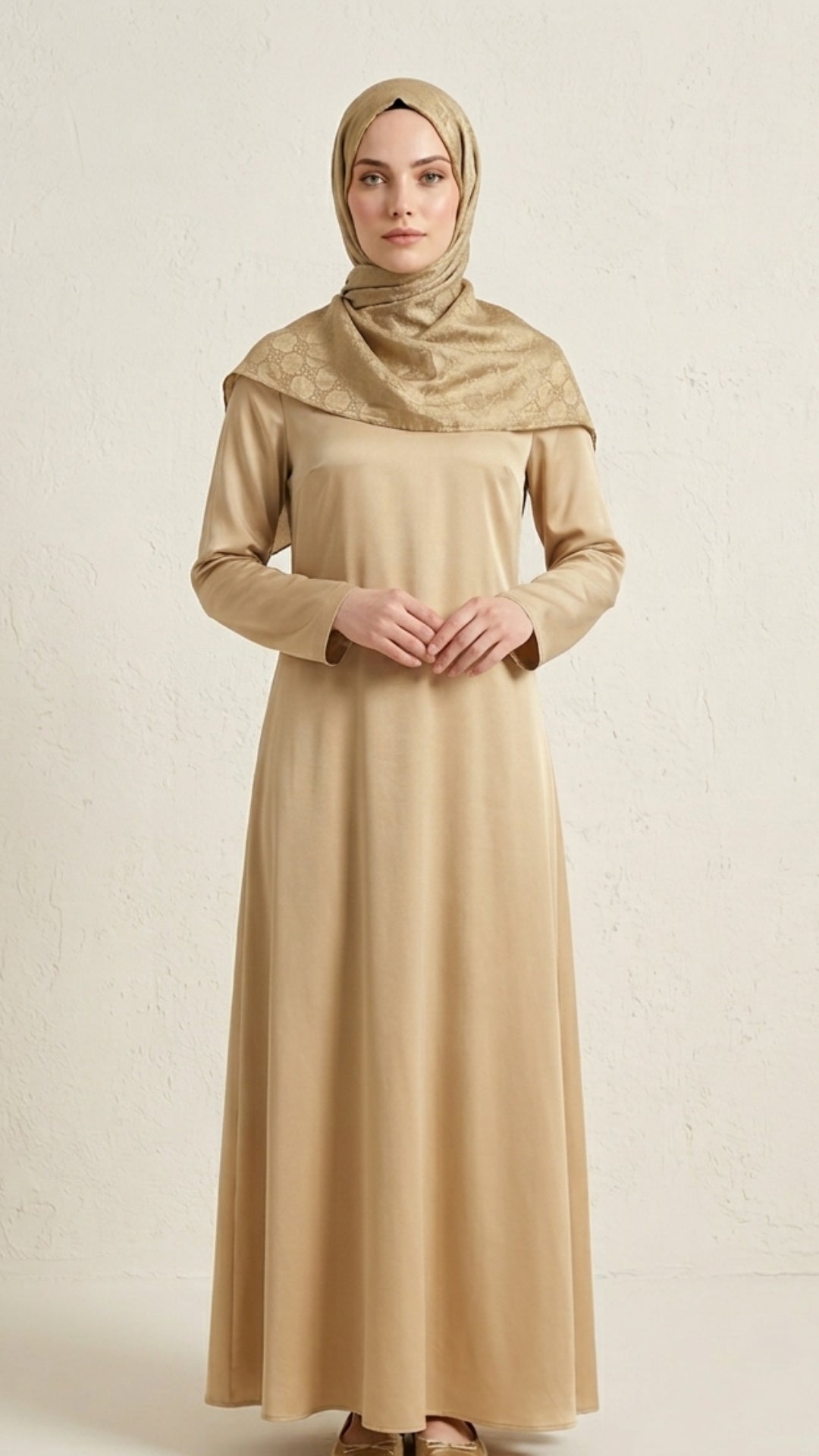 İtalyan Jakar Şal Monogram Desen Sütlü Kahve önden görünüm