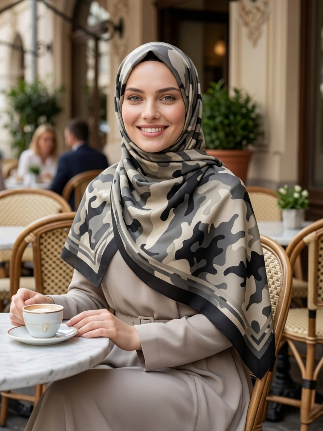 Kamuflaj Desen Aya Şal - Siyah/Yeşil