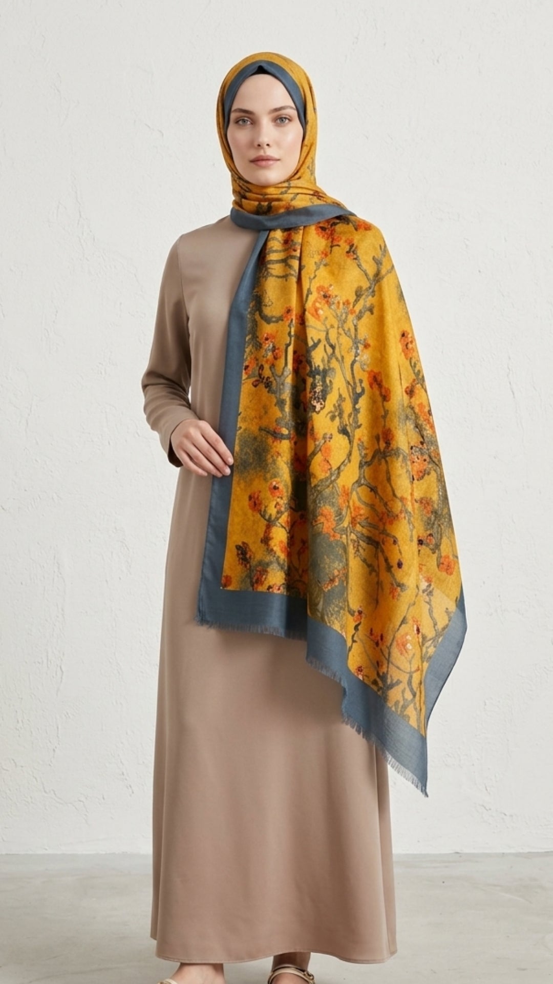 Van Gogh Çiçek Açan Badem Ağacı Pamuk Şal omuzda dökümlü duruş