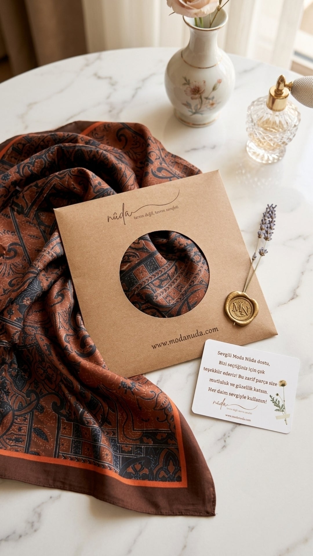 Iconic Collection Hasna - Bordo