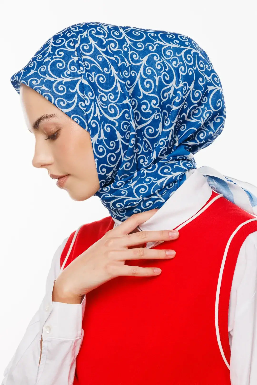 Duru Eşarp Koleksiyonu modern desenli kadın eşarp