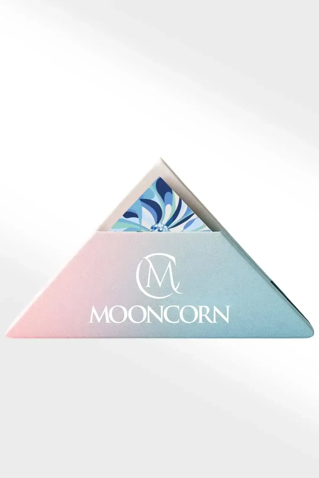 "Flora Eşarp Koleksiyonu – Canlı renkler, enerjik desenler ve ipeksi dokunuşlarla ilkbaharın ruhunu stilinize taşıyın."