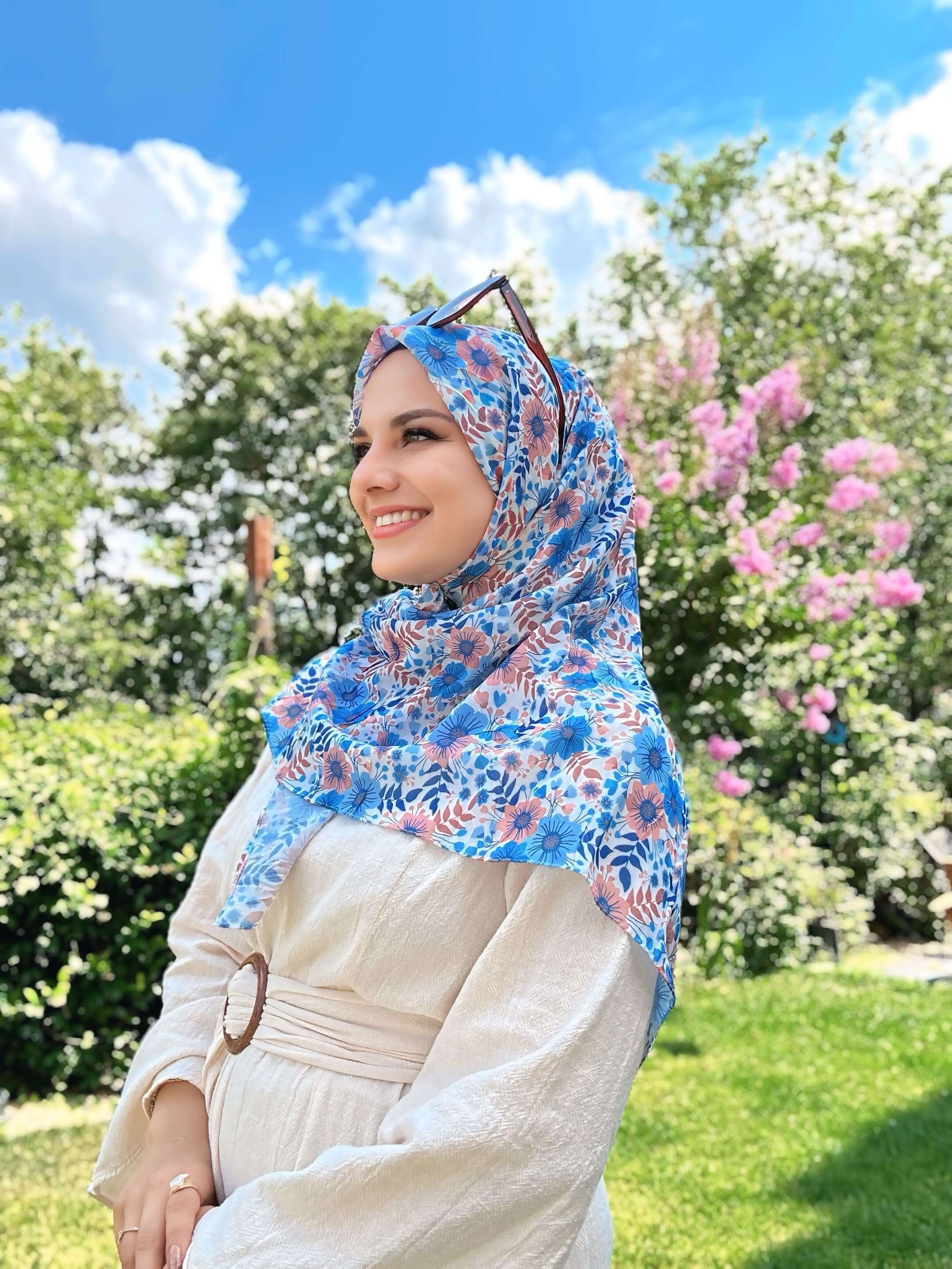Lila ve mor tonlarında bambu dokulu Flora Desen Eşarp detaylı görünüm