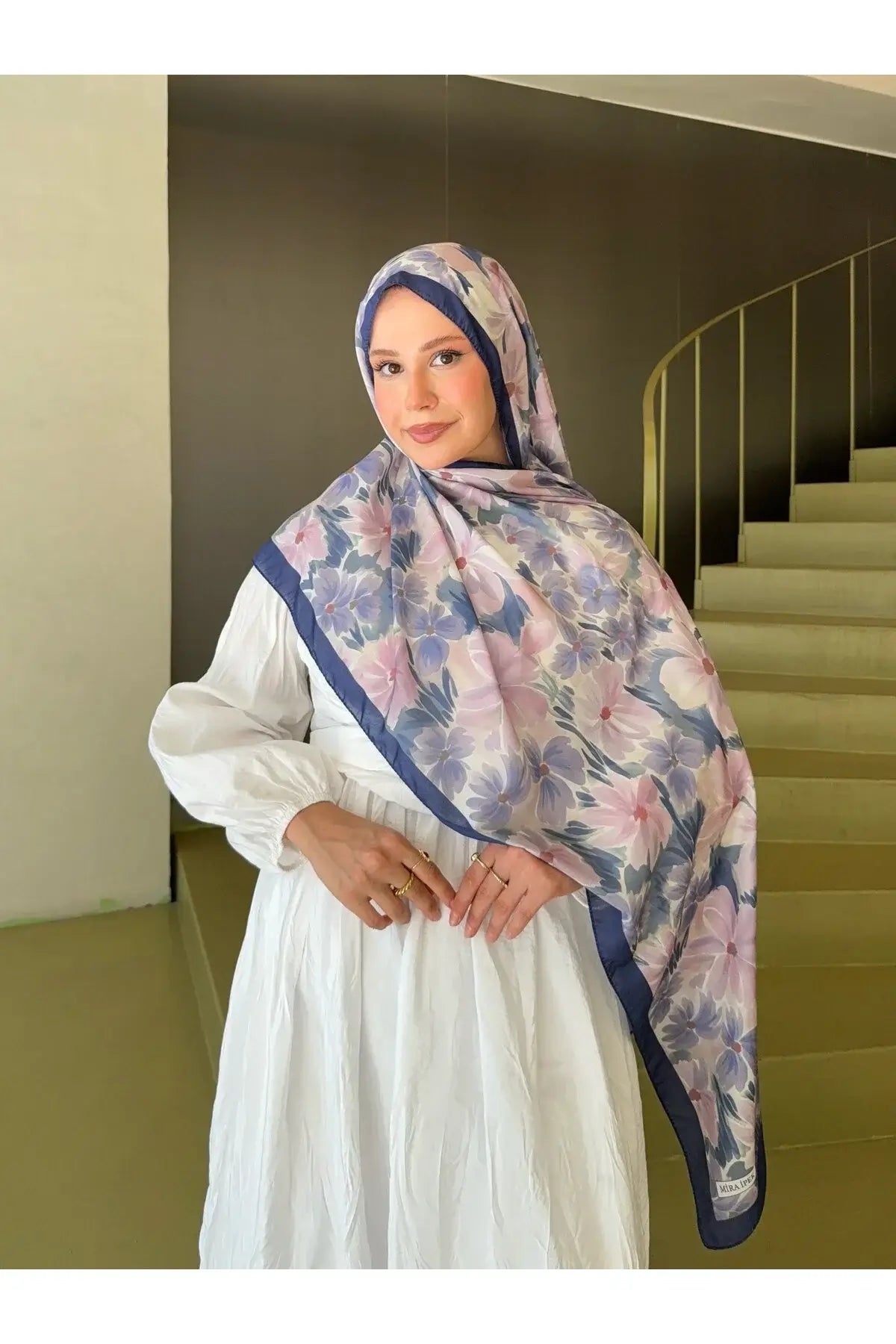 Fransız İpeği Desenli Şal Lacivert önden görünüm