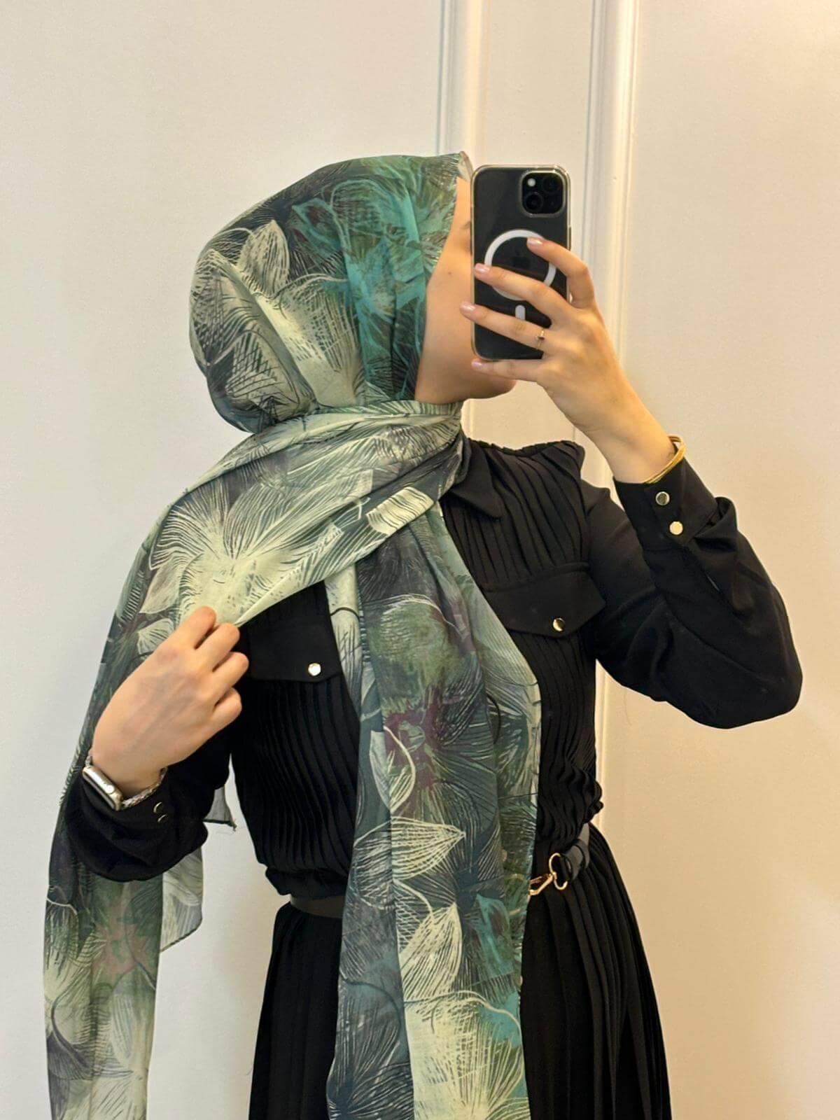 Pamuk Esilda Desen Aya Şal Yeşil önden görünüm soft dokuda