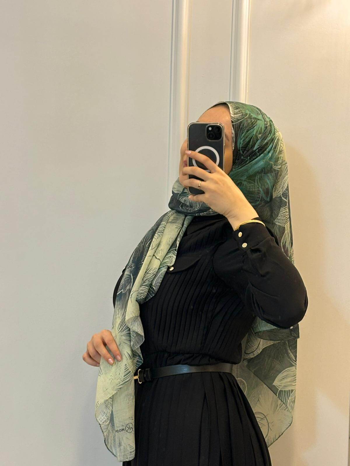 Pamuk Esilda Desen Aya Şal Yeşil önden görünüm soft dokuda