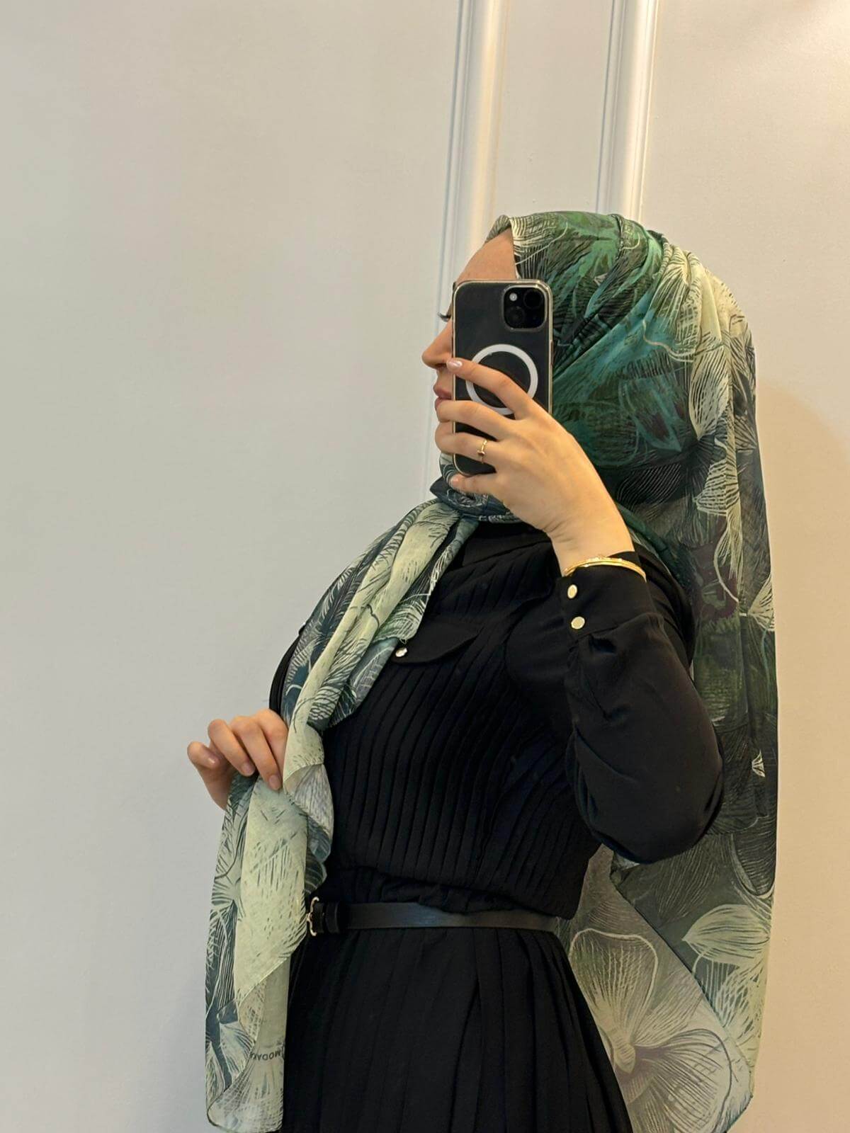 Pamuk Esilda Desen Aya Şal Yeşil önden görünüm soft dokuda