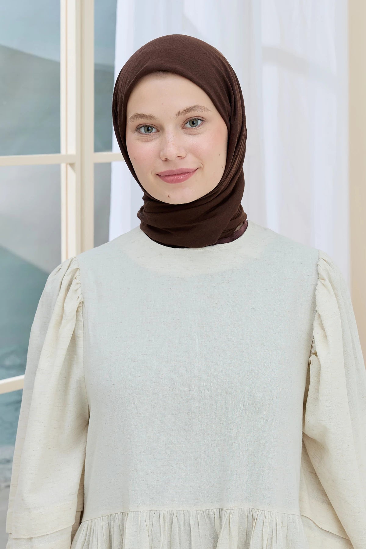 Neo Pamuk Eşarp acı kahve önden görünüm