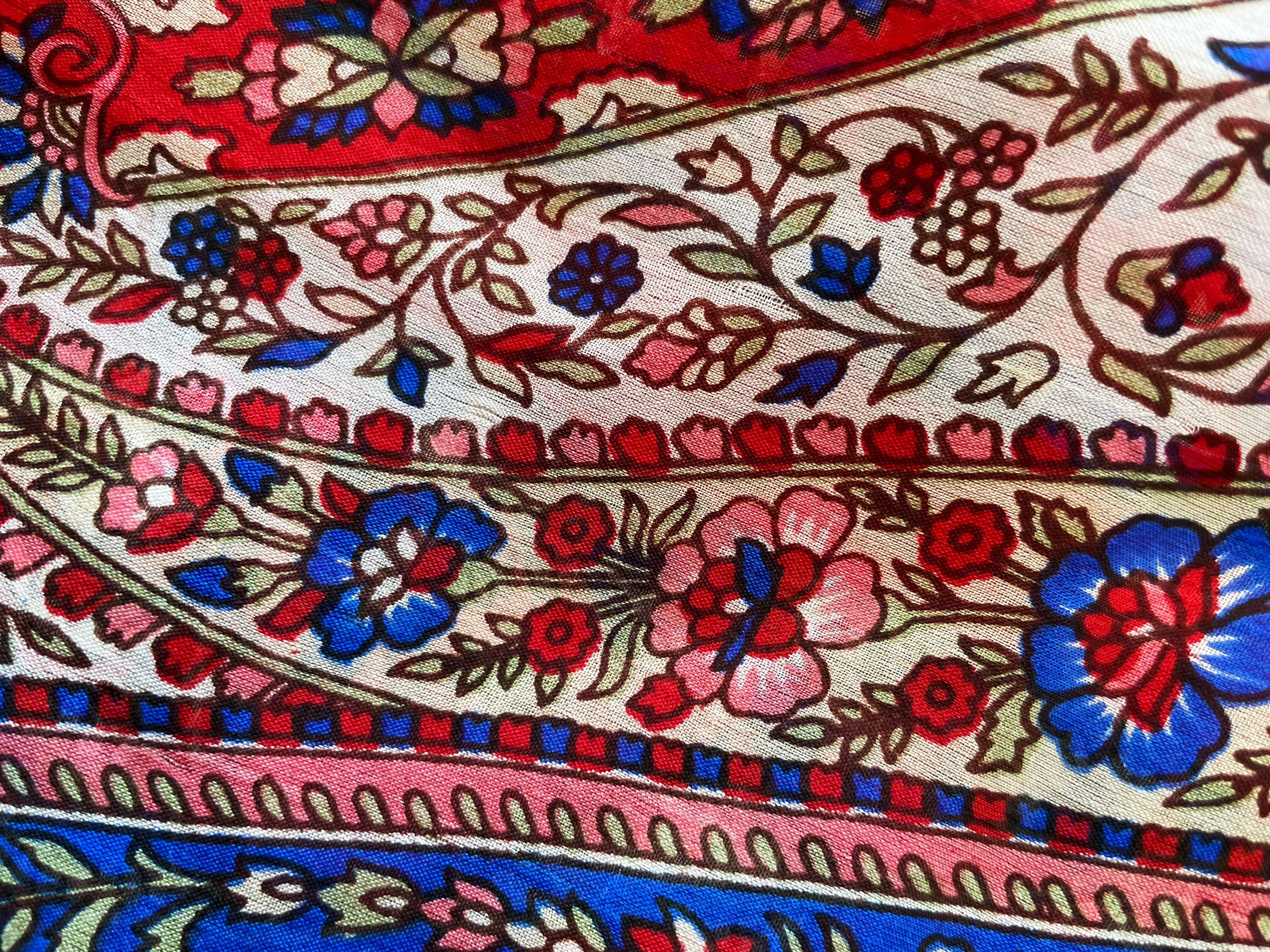 Moda Nûda vişne Hint ipeği fular lüks dokusuyla şıklık katar
