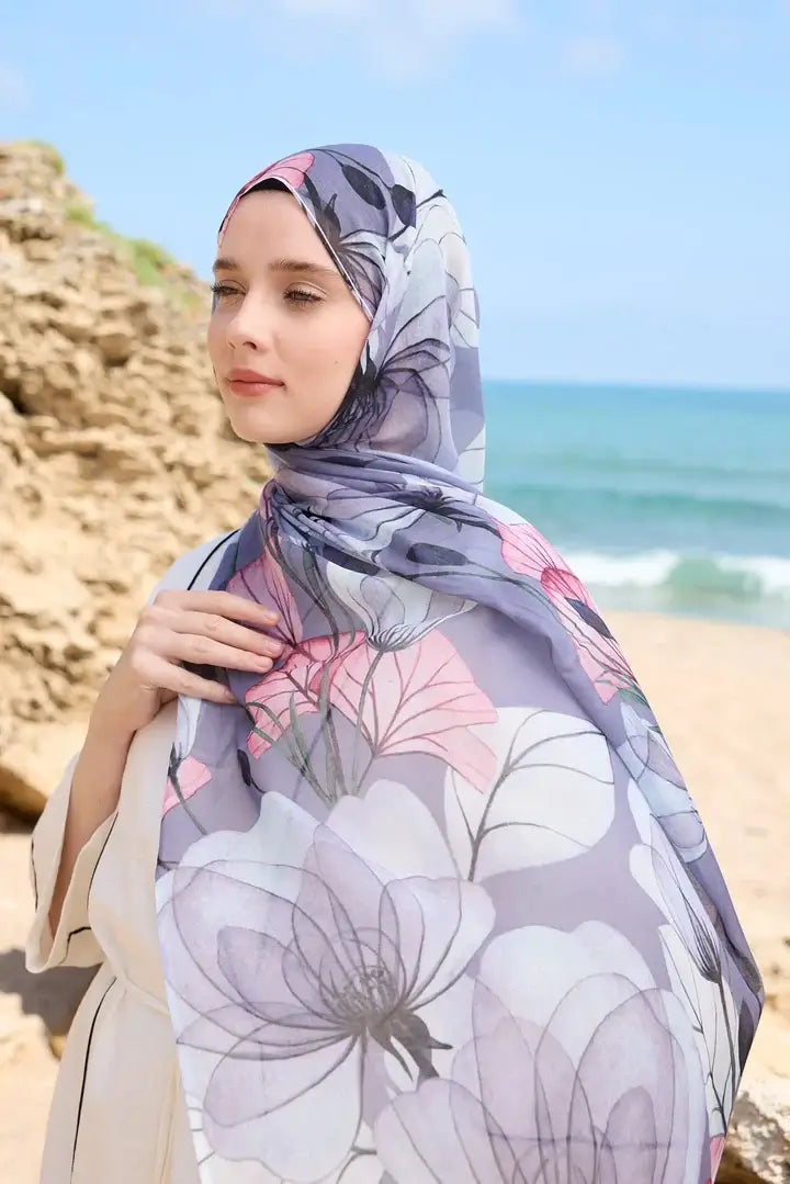 Yumuşak dokulu Alicia Desen Aya Şal ile şık stil önerisi