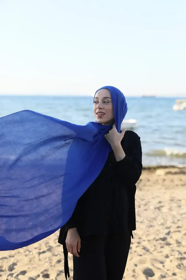 Nefes alabilen pamuklu Saks Mavisi Neo Pamuk Şal ile modern stil