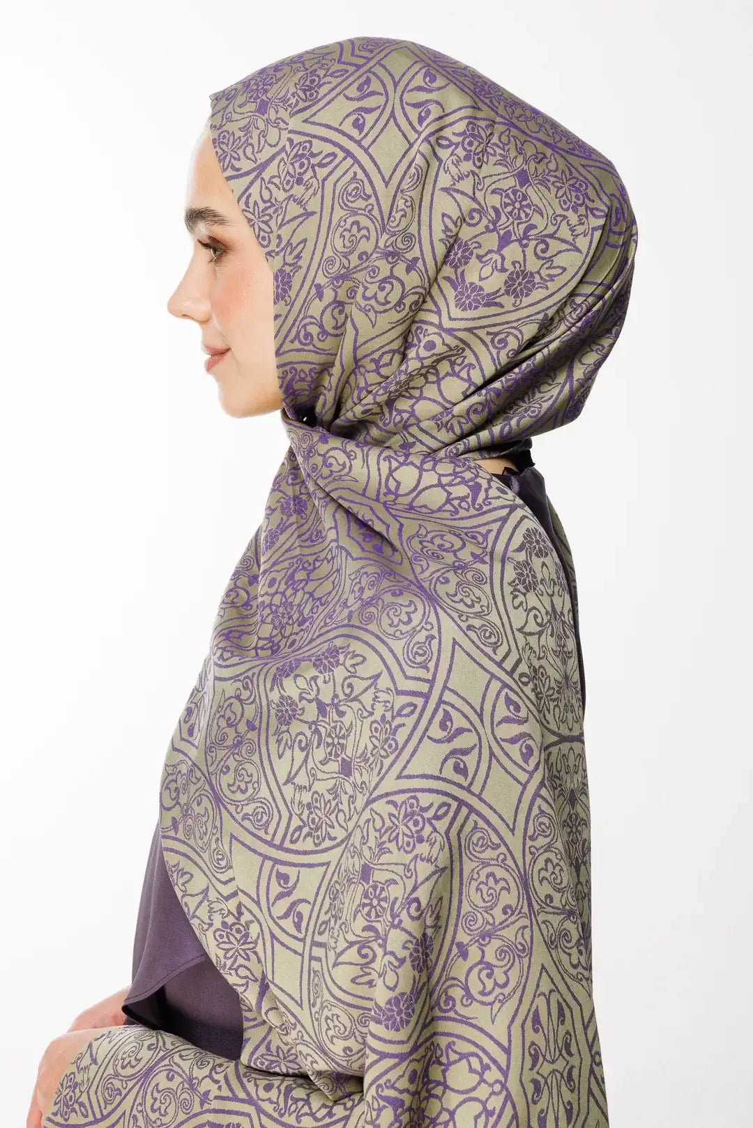 Moda Nûda zeytin-mor çift taraflı Morocco desen şal şıklık sunar