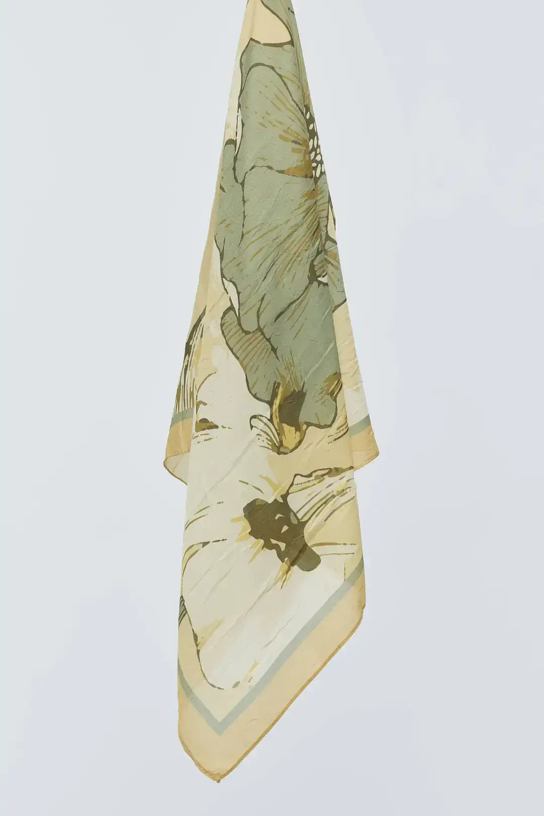 Bambu Eşarp kombin örneği Şakayık Desen Safran