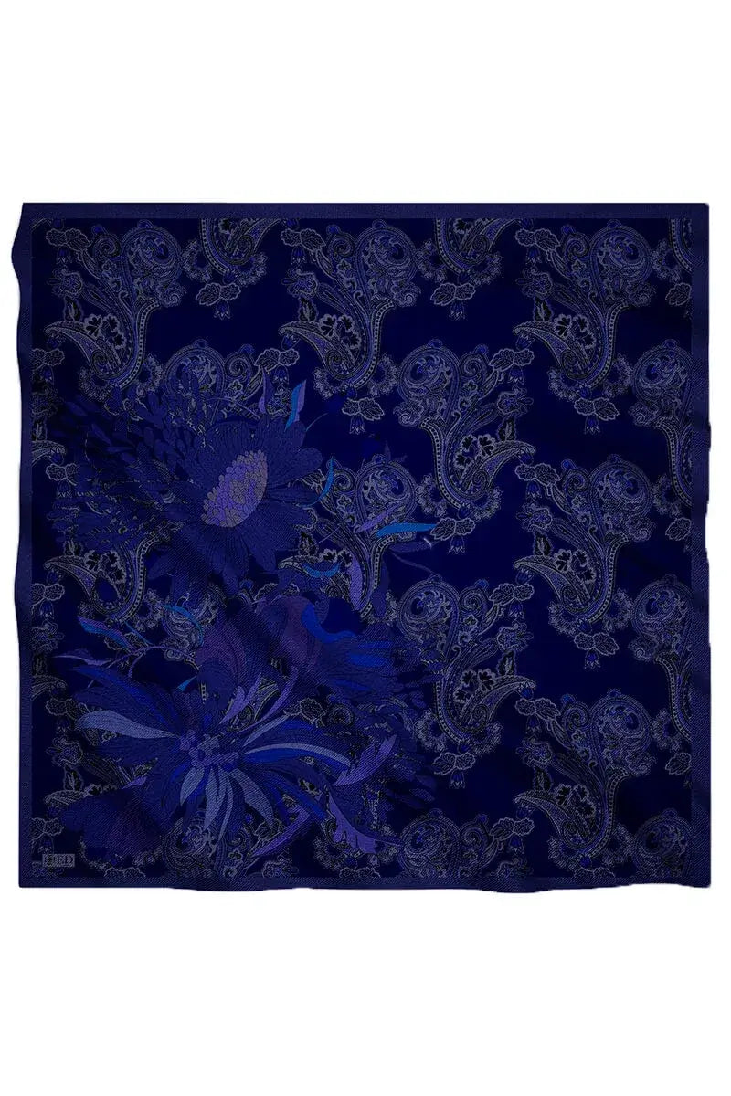 “Moda Nûda Vision Art Collection Flare ipek eşarp – mor zemin üzerinde floral ve paisley desenli kare tasarım”