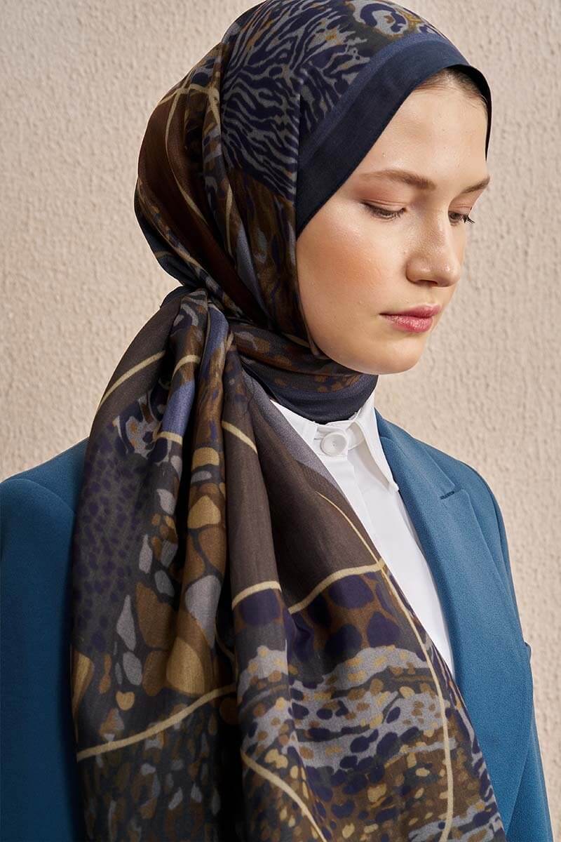 Celebrity Sable Şal Lacivert modern tasarımlı şal modeli