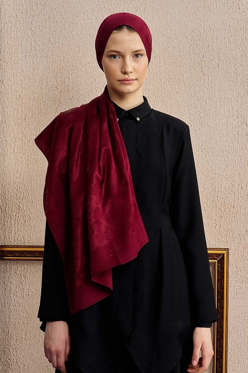 Çift Taraflı Logo Desen Şal Vişne Çürüğü çift taraflı tasarımlı şal modeli