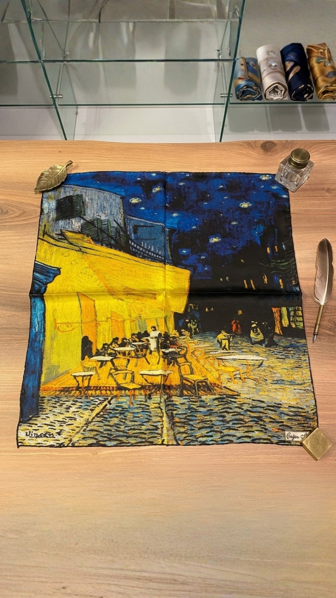 Gece Kafesi Desenli İpek Fular Sanatsal baskılı ipek fular 50x50 cm kare boyut