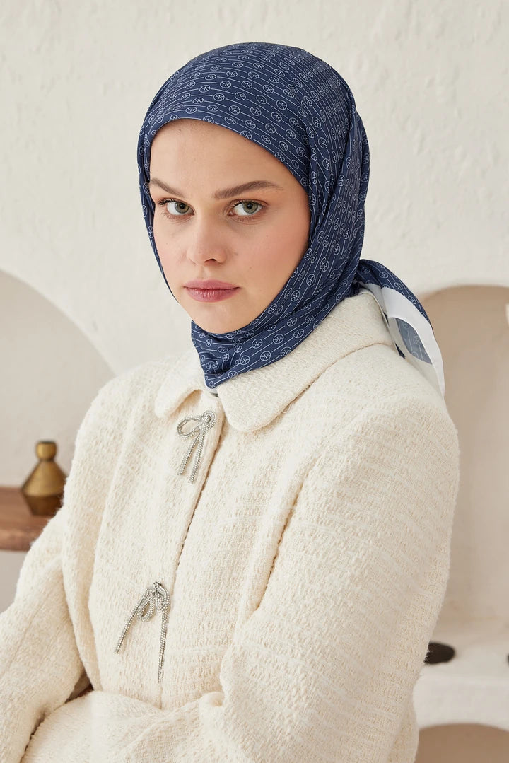 Çizgisel Daire Mk Pamuk Eşarp - Lacivert-Beyaz