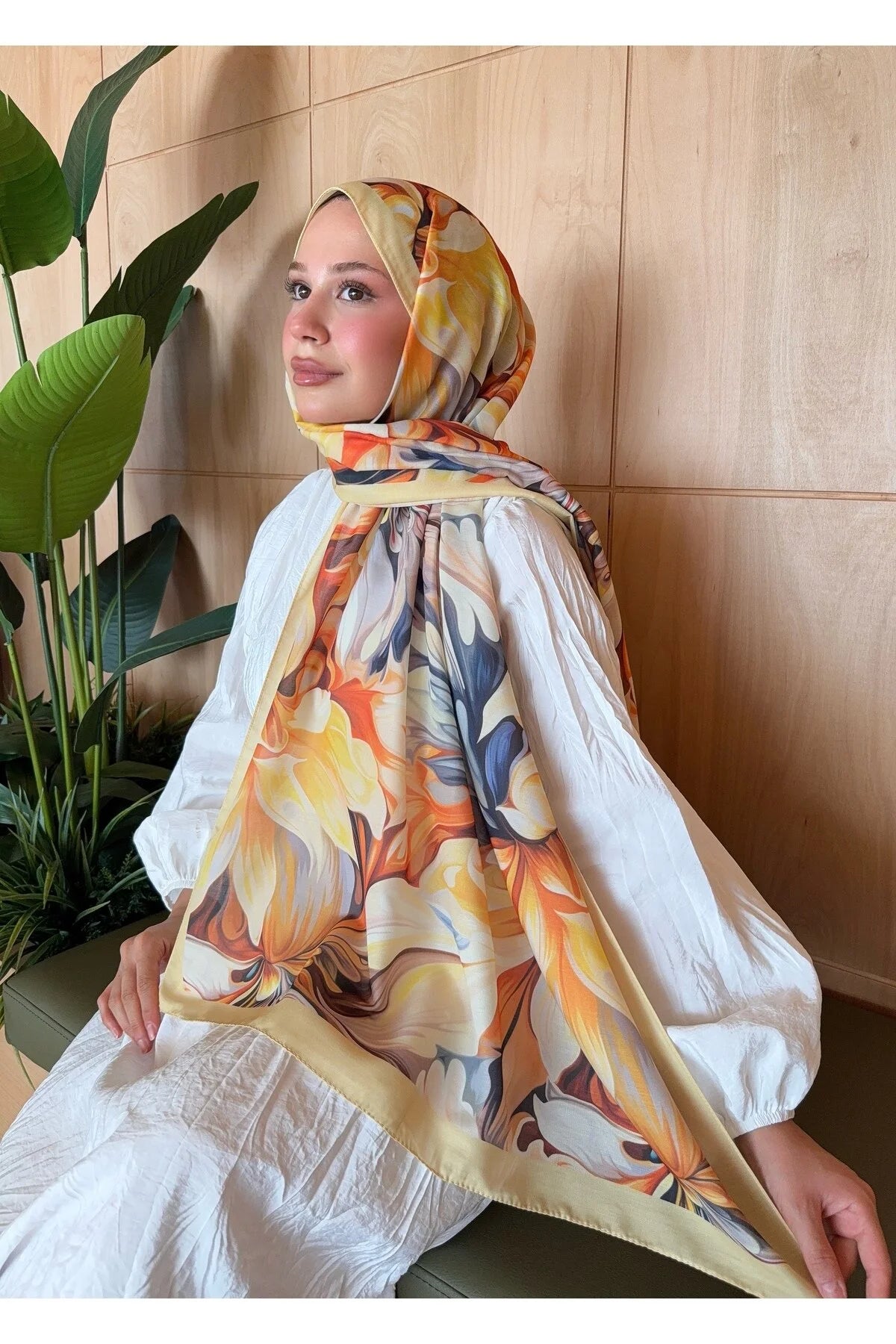 Desenli Pamuk Soft Şal kenar dikiş ve kumaş detayları 75 x 180 cm