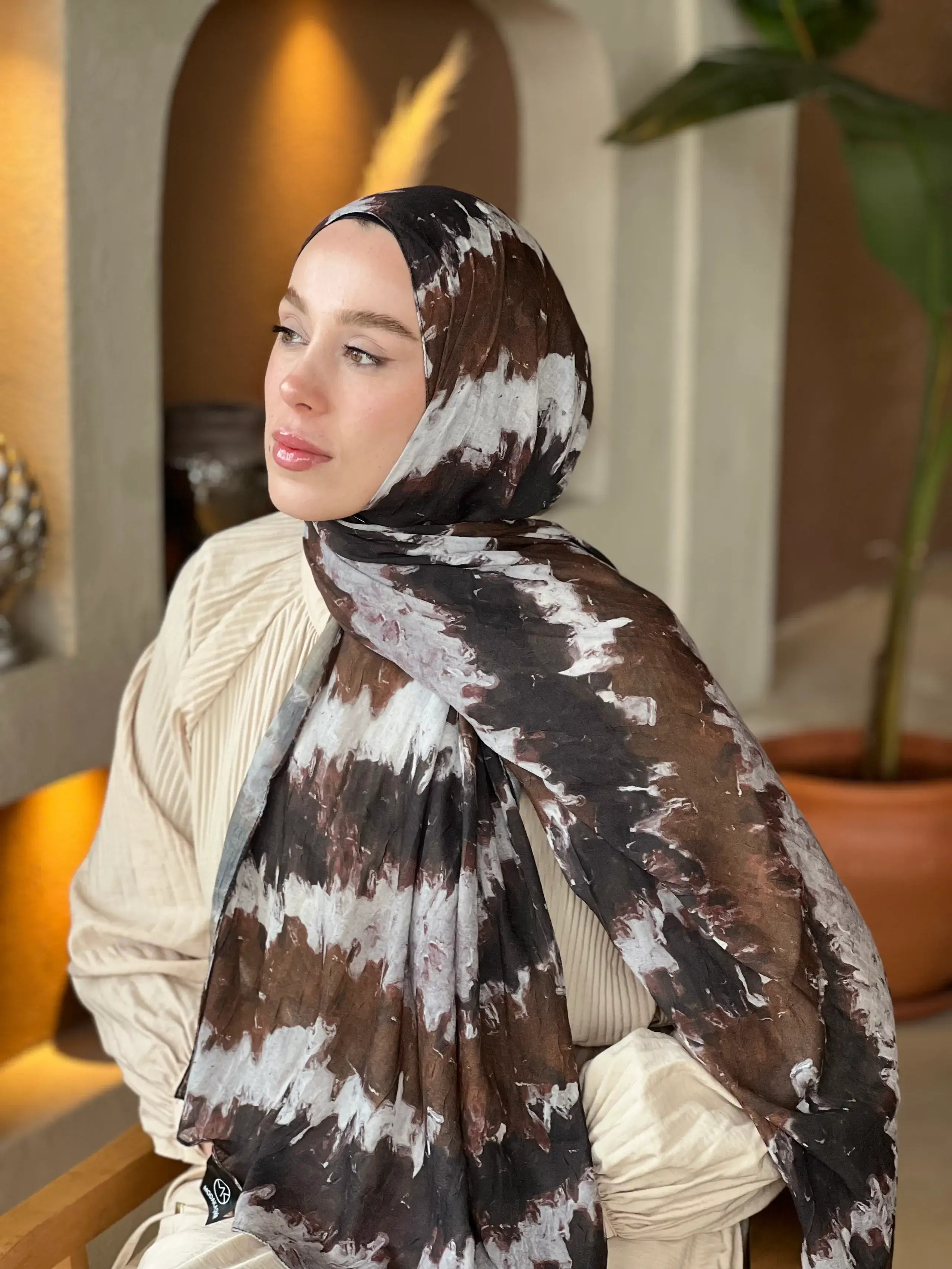 İlkbahar Ritm Desen Bambu Şal Asker Yeşili ile doğal ve şık stil