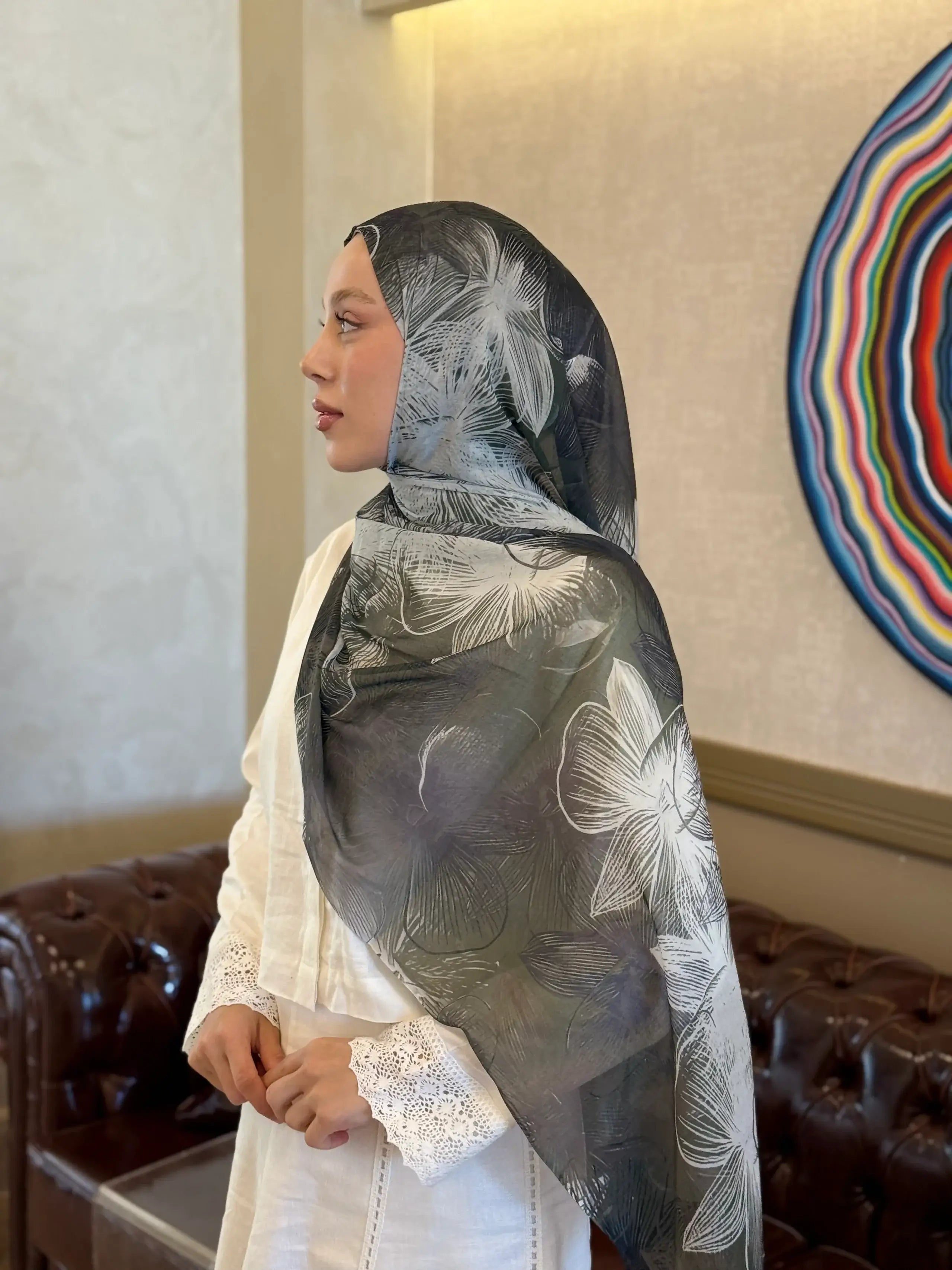 "Esilda Desen Aya Şal Kemik-Koyu Gri model ürün fotoğrafı"