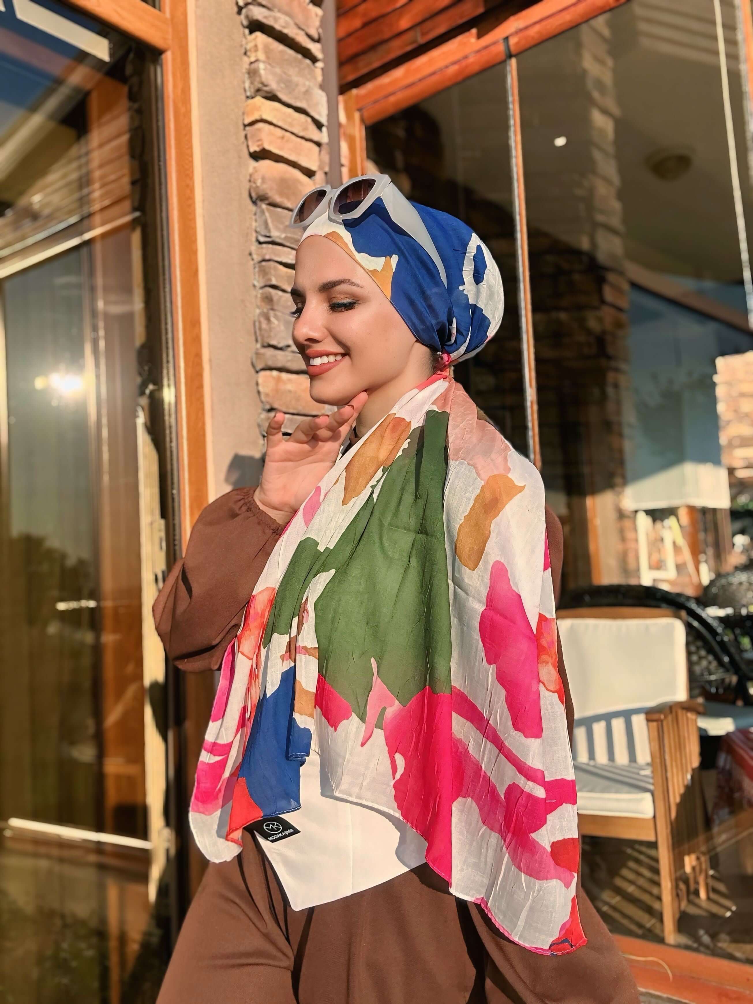 Palet Desen Bambu Eşarp Beyaz Fuşya ile cesur bir dokunuş