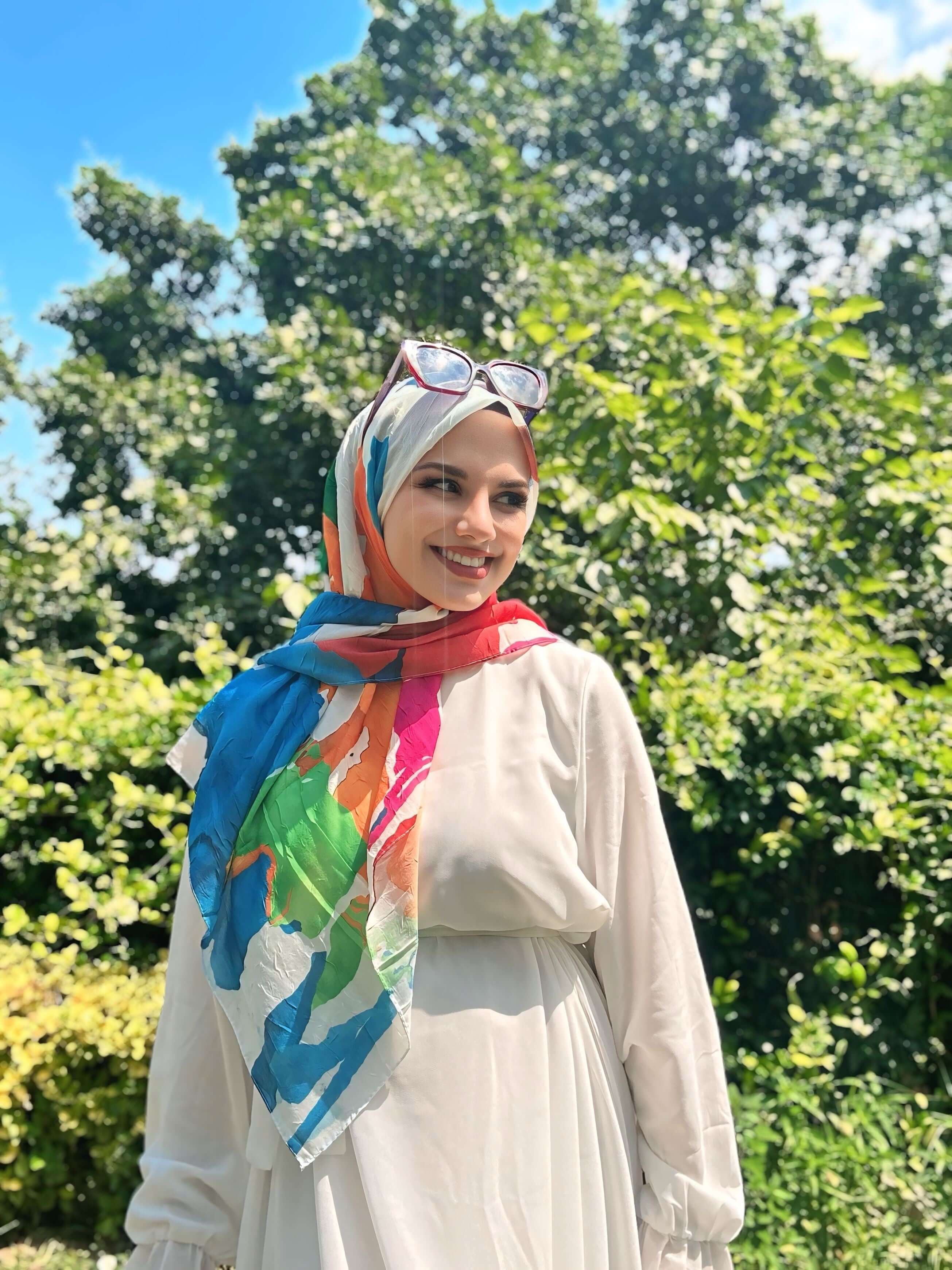 Palet Desen Bambu Eşarp Beyaz Mavi ile serin ve zarif stil